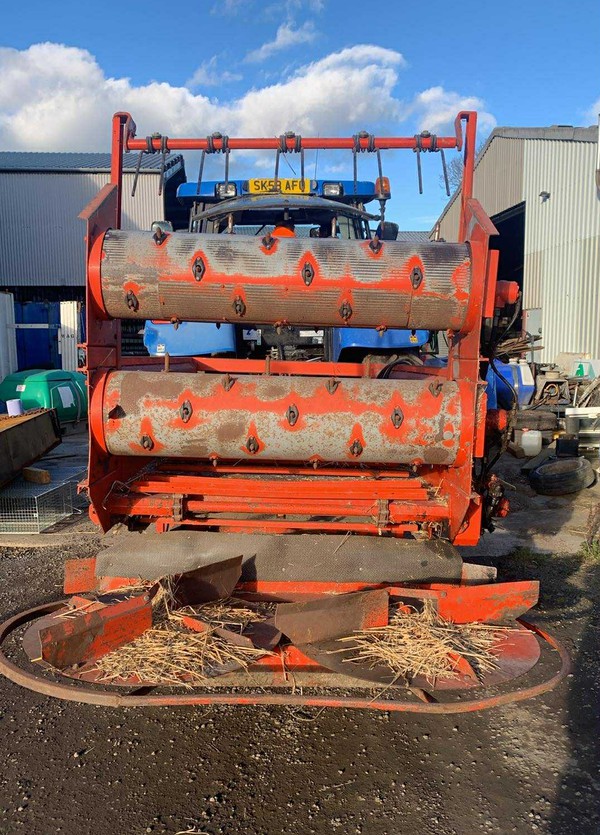 Secondhand Broadwater Altec Straw Spreader Secondhand Broadwater Altec Straw Spreader