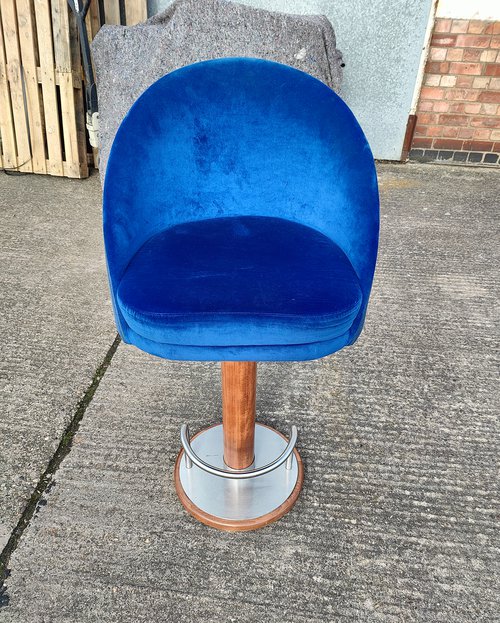 Tall Plush Bar Stools For Sale