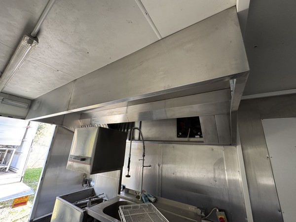 Secondhand Commercial Extractor Hood Stainless Steel For Sale