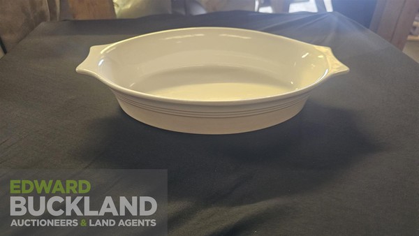 Plain White Oval Baker