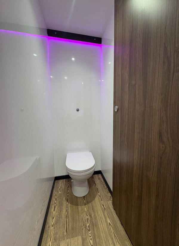 New 3+1 Toilet Trailer