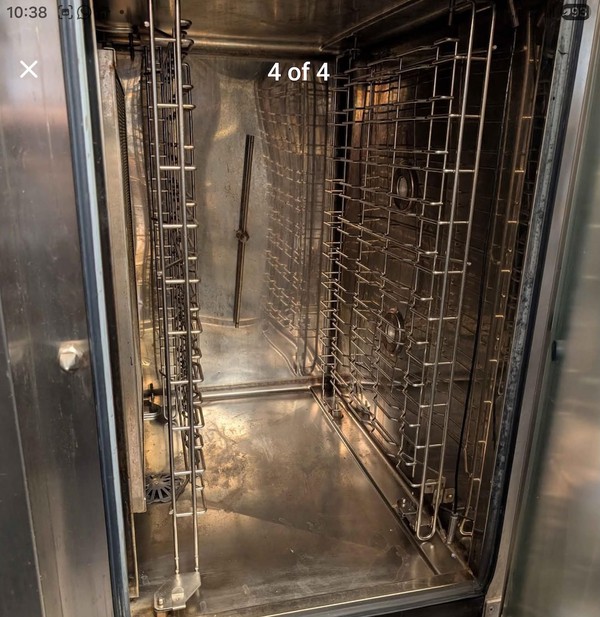 10 Grid Electrolux Air-O-Steam Combi Oven 10 Grid Electrolux Air-O-Steam Combi Oven