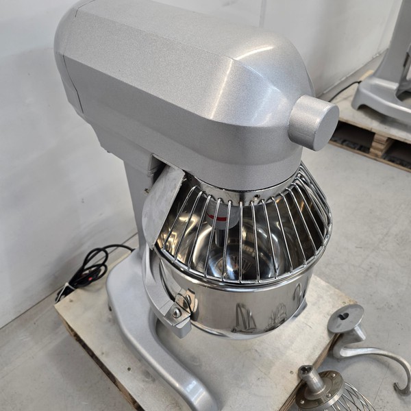 Mixer with safety Gard Mixer with safety Gard