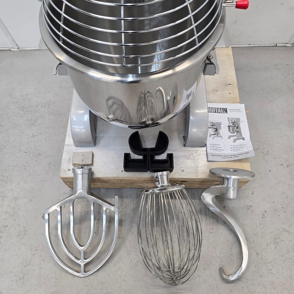 Buffalo 20L mixer for sale