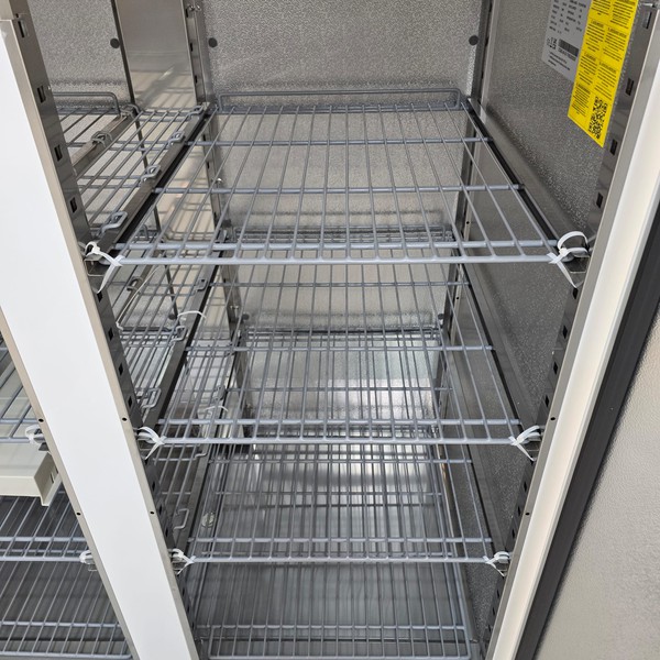 New B Grade Polar Upright Double Door Fridge 1200 Litre White CC663 For Sale