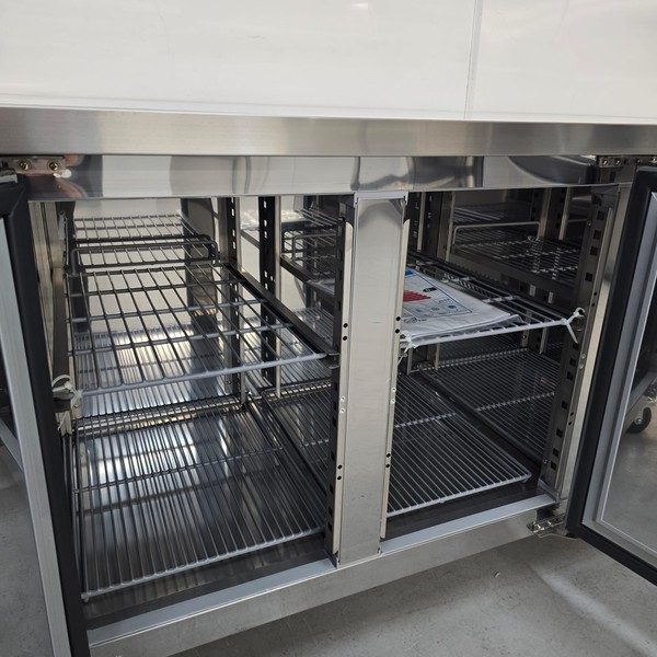 Restaurant kitchen bench freezer