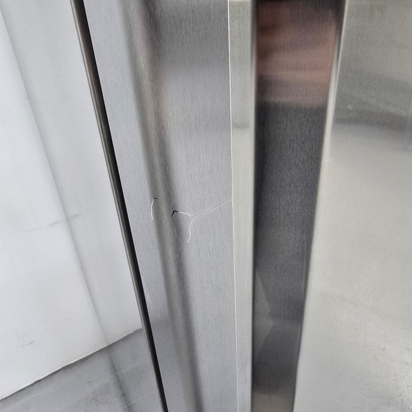 Commercial fridge B Grade dammage Commercial fridge B Grade dammage