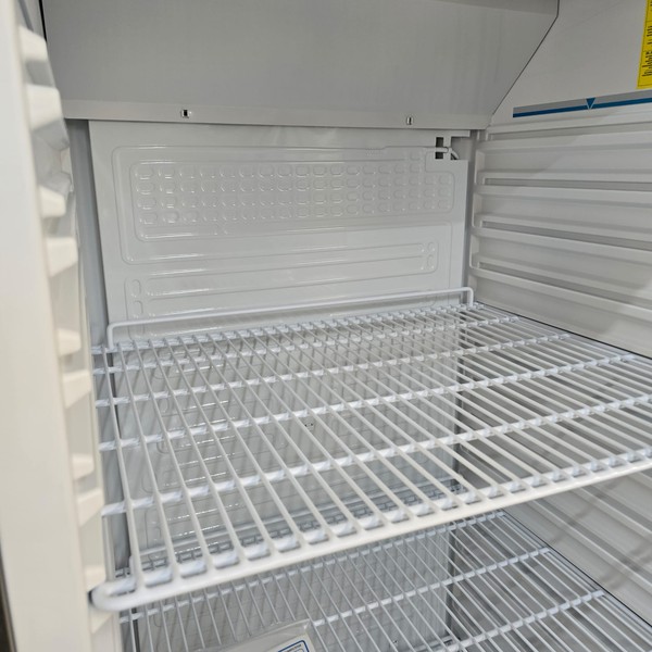 Wire shelf upright fridge Wire shelf upright fridge