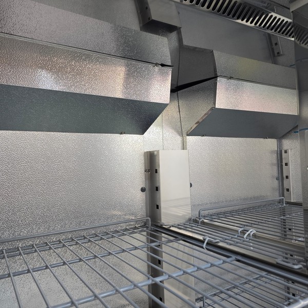 New B Grade Polar Double Stainless Slimline Fridge 960 Litre GD879 For Sale