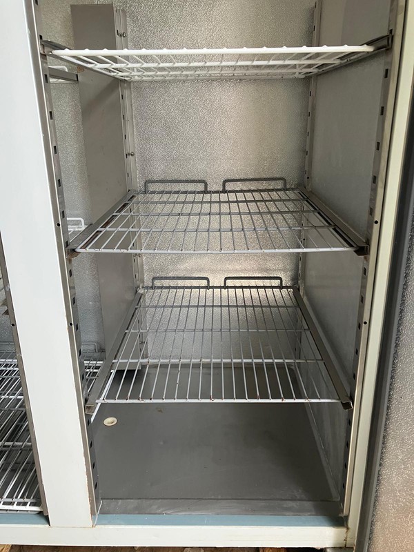 Double door catering fridge for sale