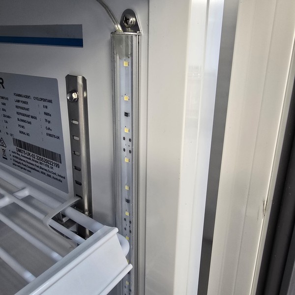 New B Grade Polar Single Door Glass Display Fridge 218 Litre DM075 For Sale