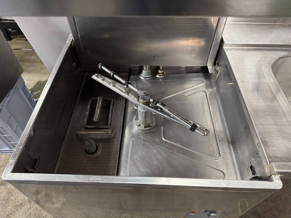 Restaurant dishwasher for sale