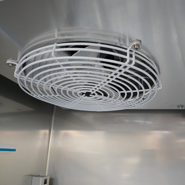 New B Grade Polar Single Door Upright Fridge 650 Litre U632 For Sale