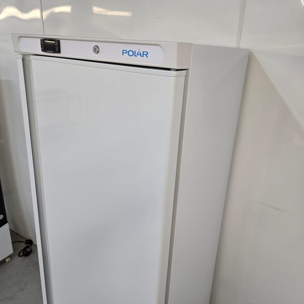 New B Grade Polar Upright Fridge White 400 Litre PC003 For Sale New B Grade Polar Upright Fridge White 400 Litre PC003 For Sale
