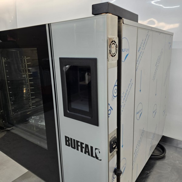 New B Grade Buffalo Combi Oven 6 x GN 1/1 Smart Touchscreen Compact CK110 For Sale