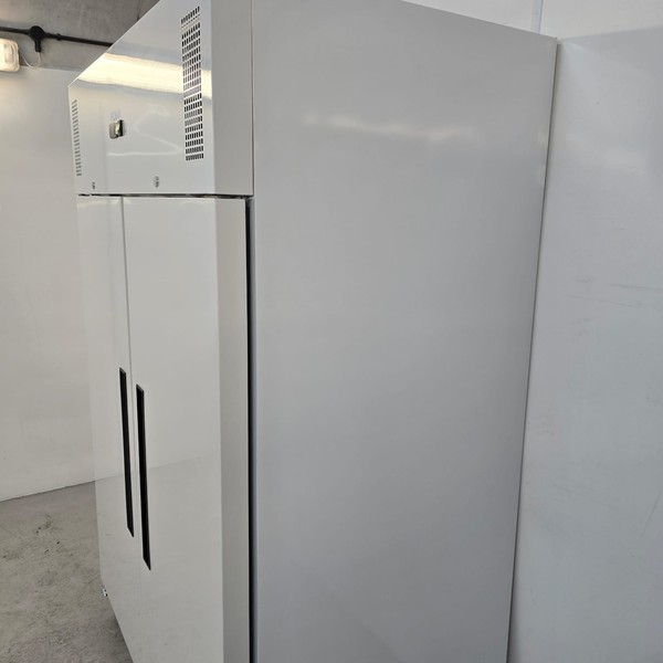 White double door fridge