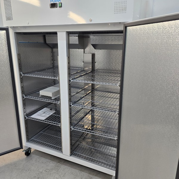 Restaurant double door fridge Restaurant double door fridge