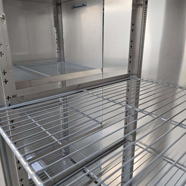 New B Grade Foster Double Upright Stainless Freezer 1300 Litre XR1300L 33-211 For Sale