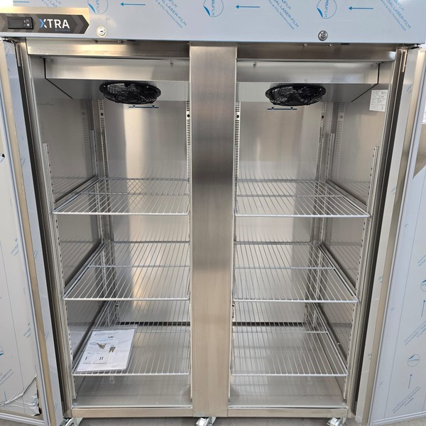 New B Grade Foster Double Upright Stainless Freezer 1300 Litre XR1300L 33-211 For Sale