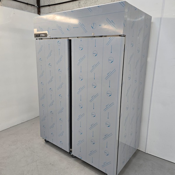 New B Grade Foster Double Upright Stainless Freezer 1300 Litre XR1300L 33-211 For Sale