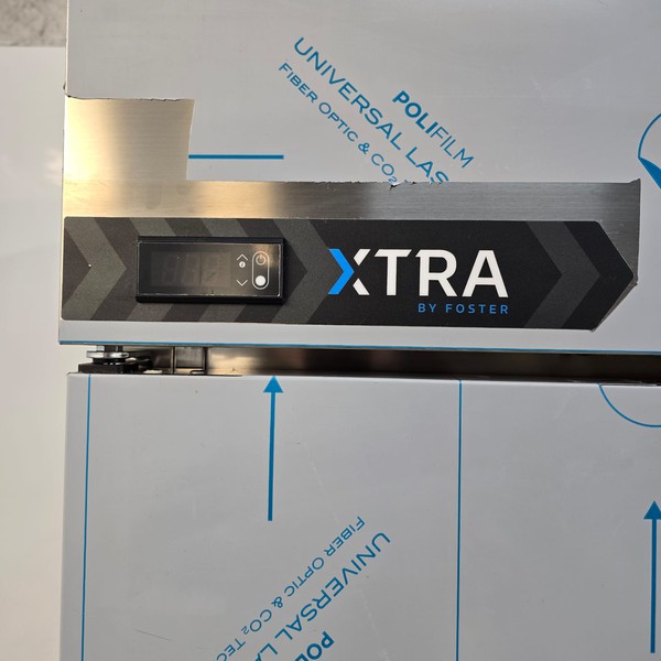 New B Grade Foster Double Upright Stainless Freezer 1300 Litre XR1300L 33-211 For Sale