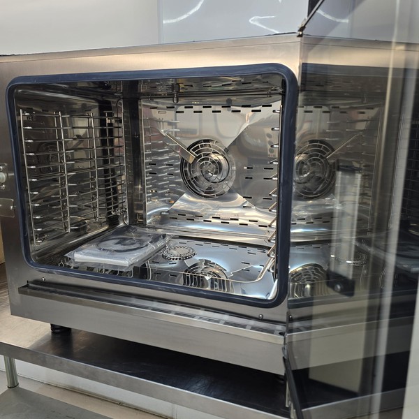 Counter top fan oven