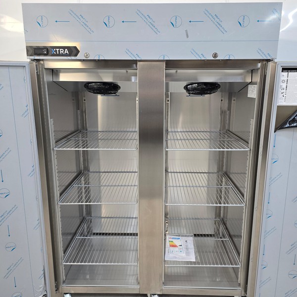 New B Grade Foster Double Upright Stainless Fridge 1300L XR1300H 33-210 For Sale