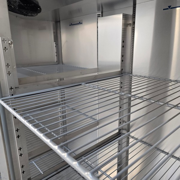 New B Grade Foster Double Upright Stainless Fridge 1300L XR1300H 33-210 For Sale