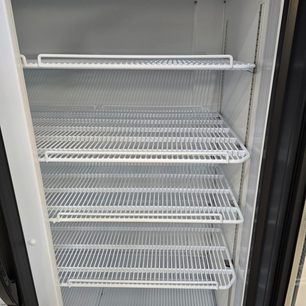 New B Grade Tefcold Double Glass Door Display Fridge 875L FSC1950H For Sale New B Grade Tefcold Double Glass Door Display Fridge 875L FSC1950H For Sale