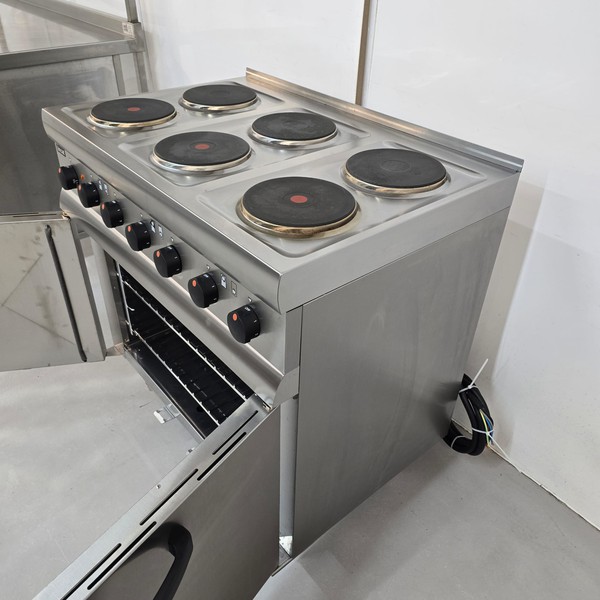 Secondhand Ex Demo Lincat 6 Hob Oven Range ESLR9C For Sale Secondhand Ex Demo Lincat 6 Hob Oven Range ESLR9C For Sale