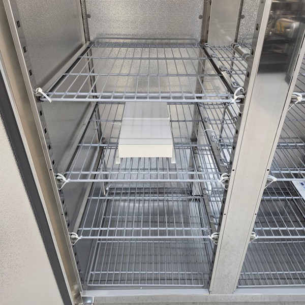 New Polar freezer two door New Polar freezer two door