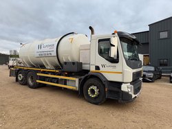 VOLVO 2015 Vacuum Tanker Lorry