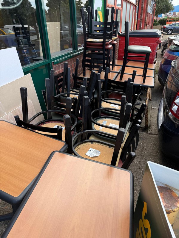 High cafe tables and chairs High cafe tables and chairs