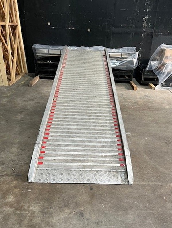 3.6m Truck Ramp For Sale 3.6m Truck Ramp For Sale