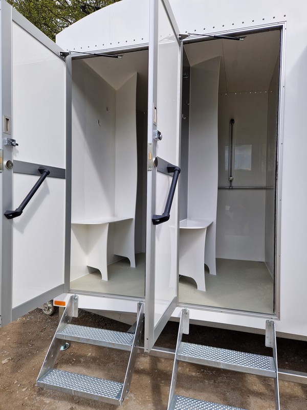 Secondhand 6 Bay Shower Trailer Secondhand 6 Bay Shower Trailer