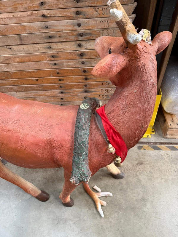 Secondhand Used Reindeer Prop