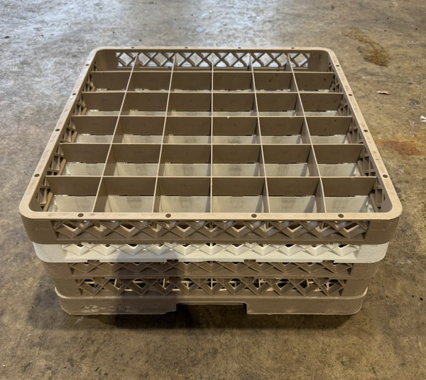 Secondhand Compartment Glassware Washing Racks For Sale