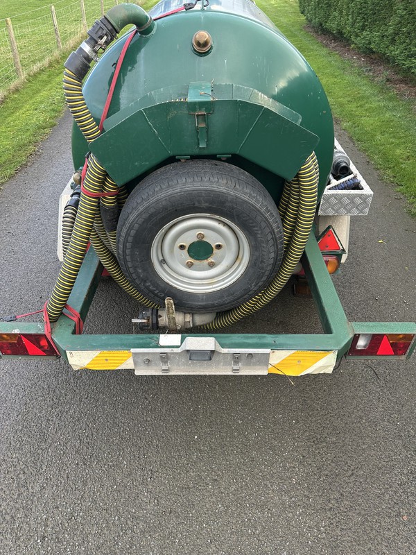 Vacuum tank trailer for sale