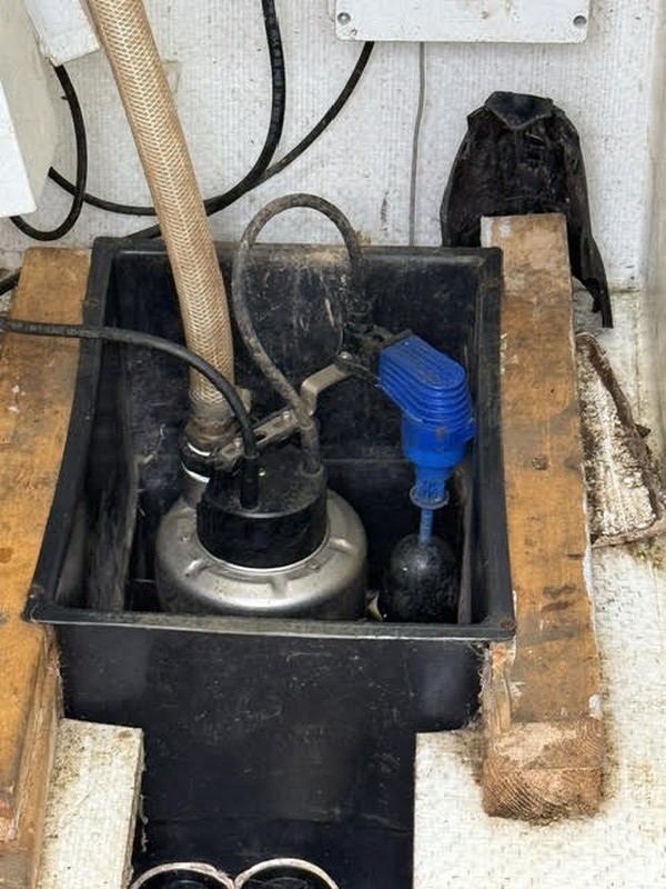 Secondhand 4 Cubicle Shower Block For Sale Secondhand 4 Cubicle Shower Block For Sale