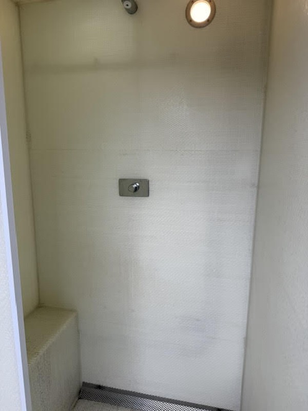 Secondhand 4 Cubicle Shower Block For Sale Secondhand 4 Cubicle Shower Block For Sale