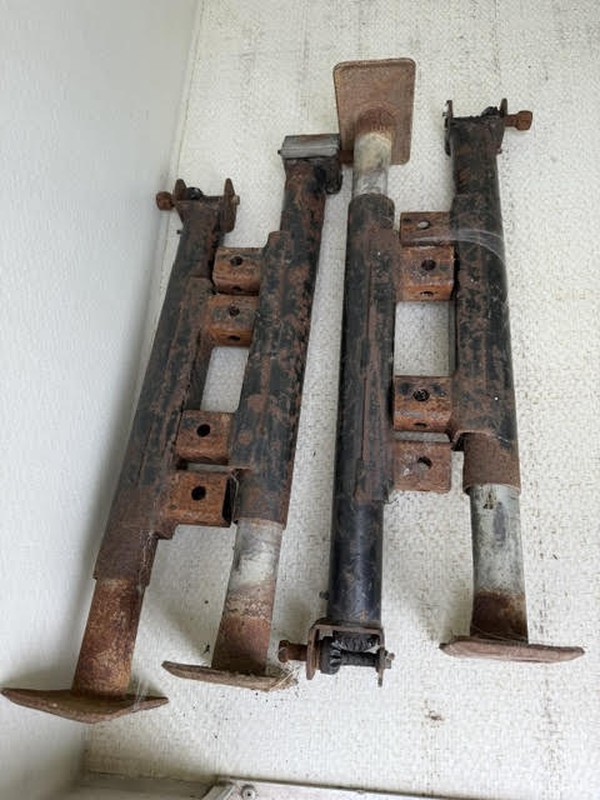 Secondhand 4 Cubicle Shower Block For Sale Secondhand 4 Cubicle Shower Block For Sale