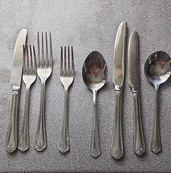 8 Piece Cutlery Sets For Sale