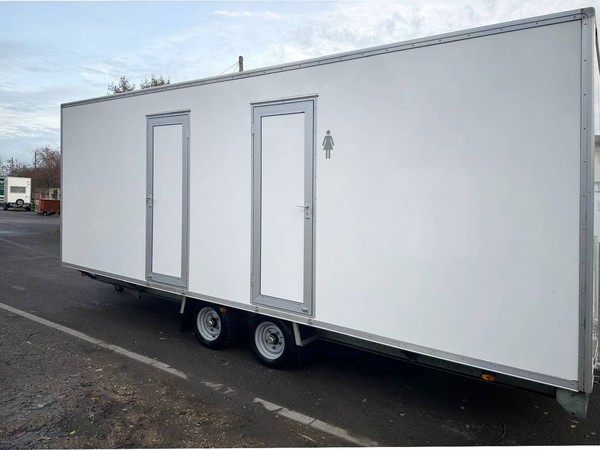 Large toilet trailer for sale