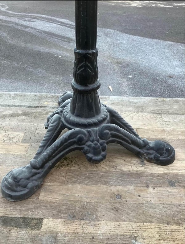 Table base black cast iron Table base black cast iron
