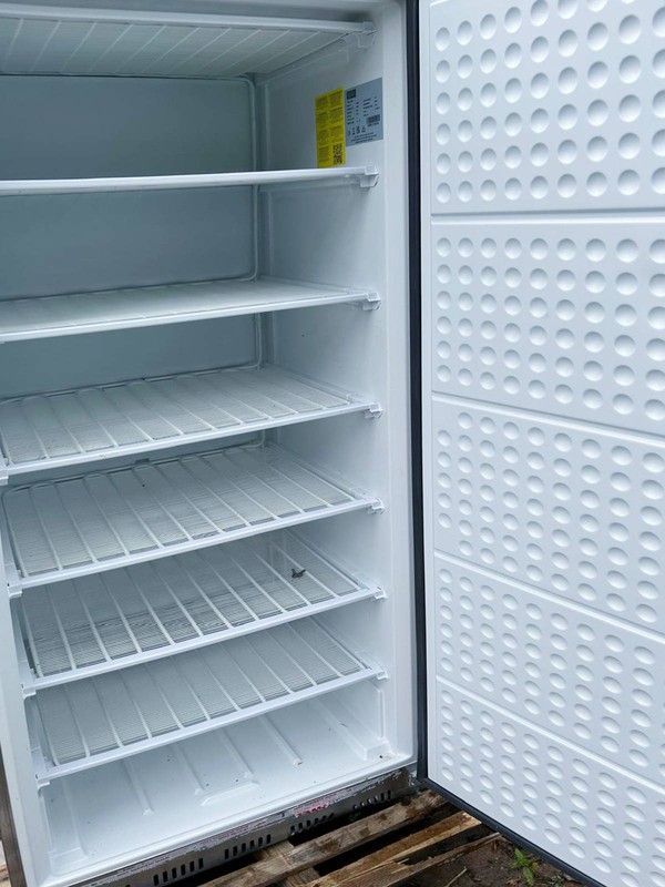 Secondhand upright fridge for sale Hampshire Secondhand upright fridge for sale Hampshire