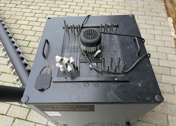 Secondhand 12 Line Beer Cooler