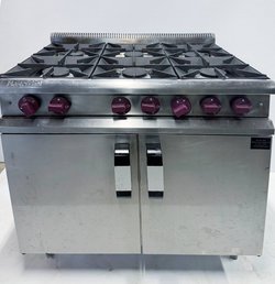 Six burner oven