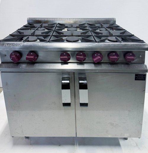 Six burner oven