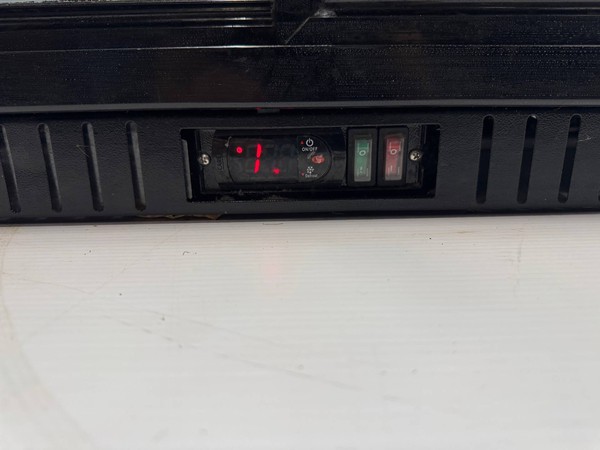 Digital temperature fridge