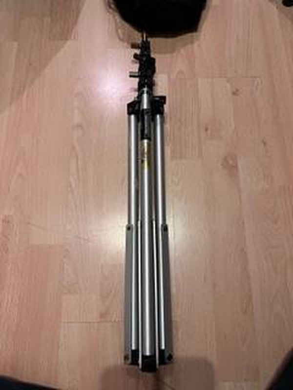 Lighting stand Lighting stand